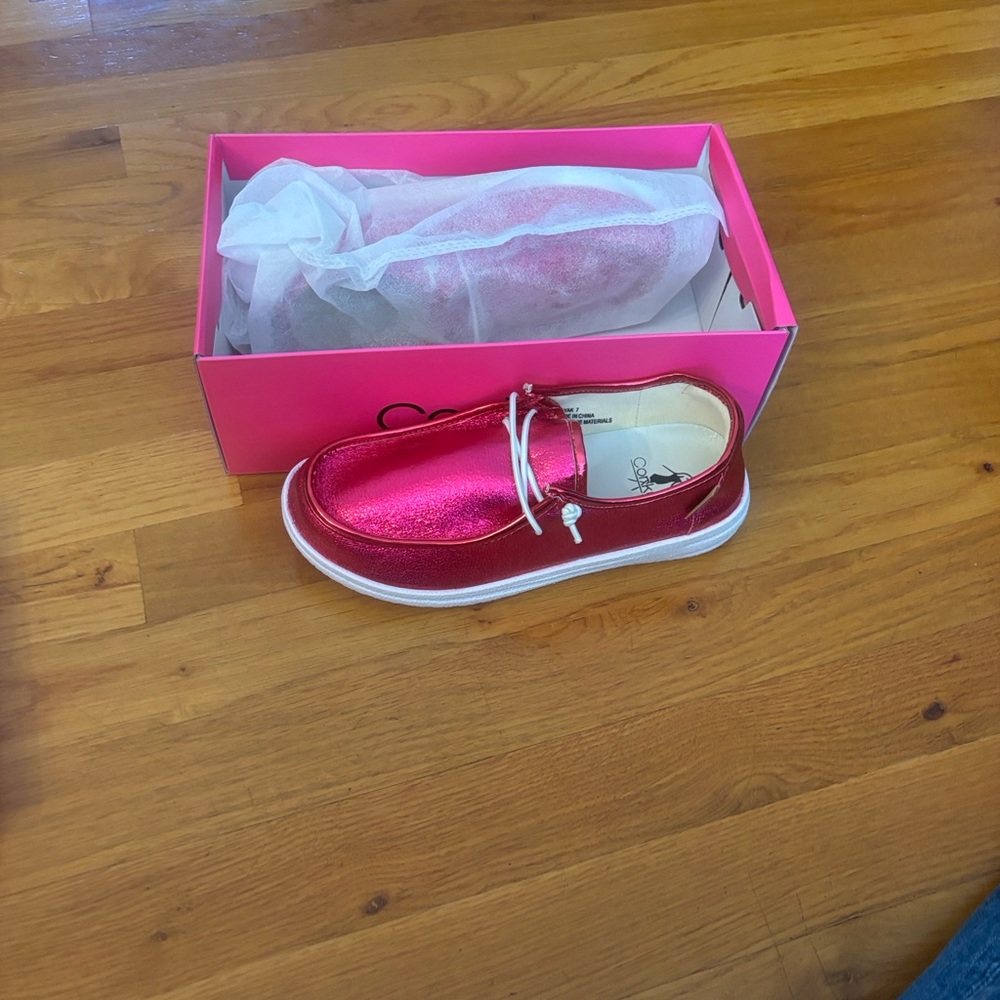 Pink Metallic Casual Corkys Size 7 New